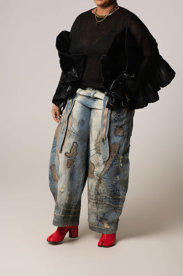 Sample 9: Knit Top w/Ruffles