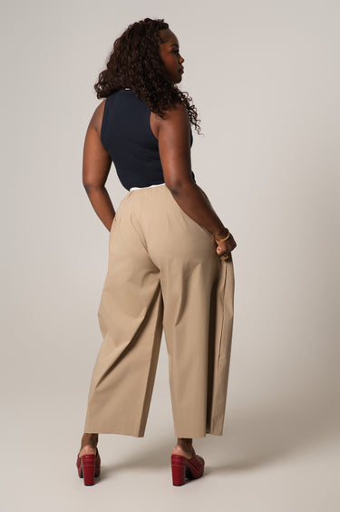 Mady Cropped Barrel Nylon Pants